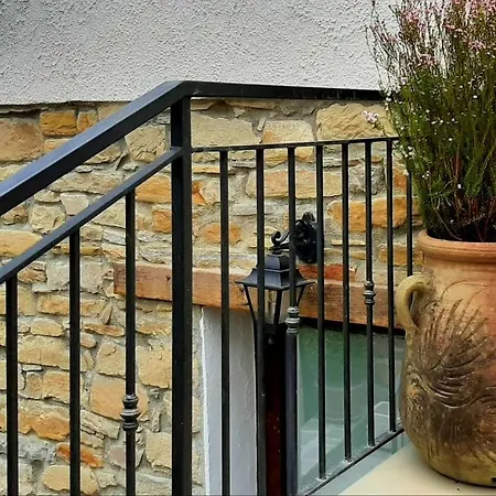 Eureka & Breakfast 4*