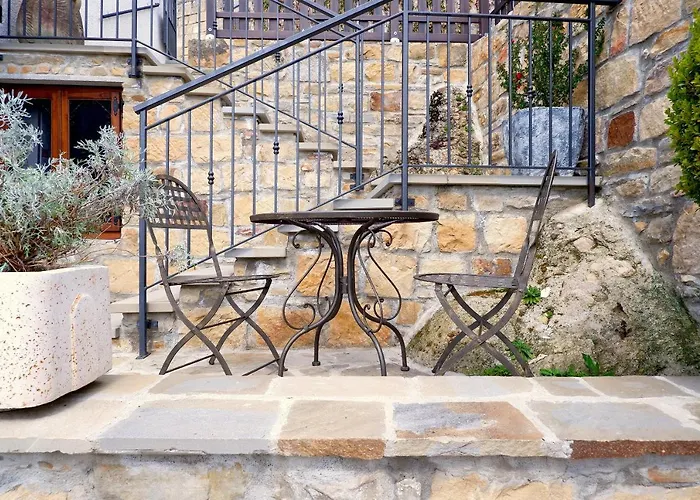 Eureka & Breakfast 4*