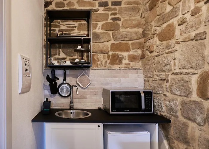 Eureka & Breakfast Пьетрапертоза