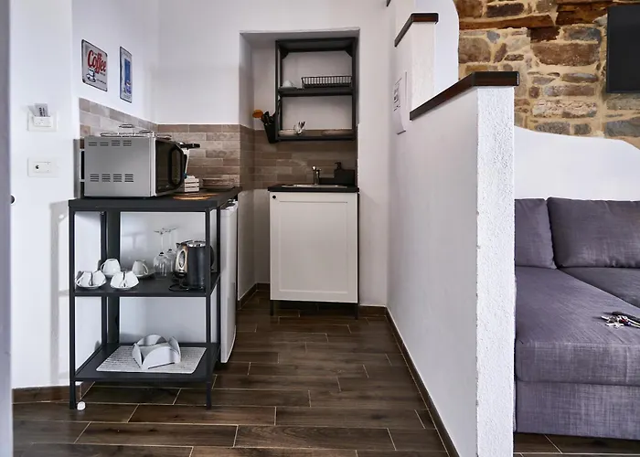 Гостевой дом Eureka & Breakfast 4*